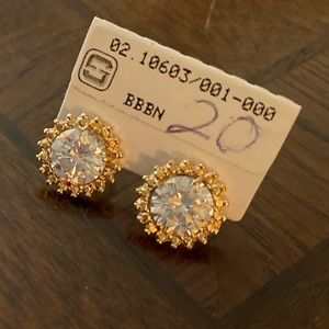 Cute earrings for all occasion